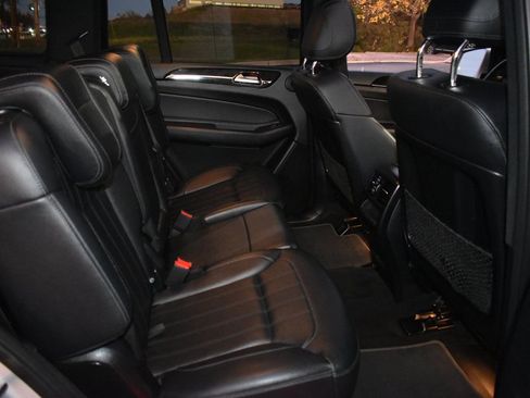 Used 2019 Mercedes-Benz GLS 450 4MATIC w/ Premium 1 Package image 35