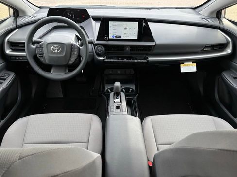 New 2026 Toyota Prius LE image 8