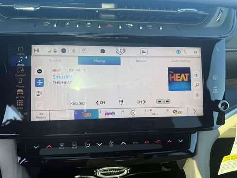 New 2026 Jeep Grand Cherokee Limited RWD image 18