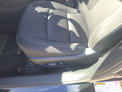 Used 2023 Nissan Altima 2.5 SV image 7