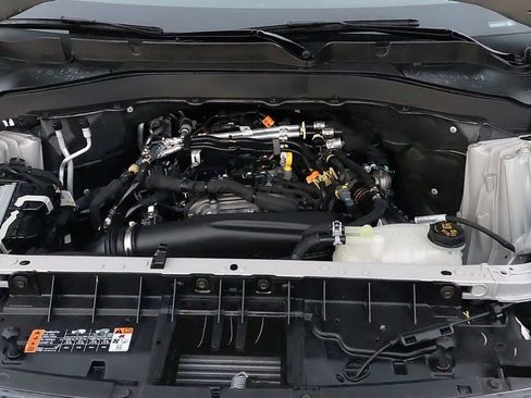 Used 2025 Ford Explorer Active w/ Active Comfort Package image 26