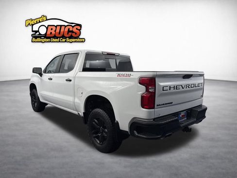 Used 2022 Chevrolet Silverado 1500 LT Trail Boss w/ Convenience Package II AWD/4WD image 3