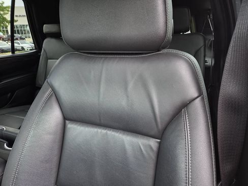 Used 2021 Chevrolet Tahoe Z71 AWD/4WD image 16