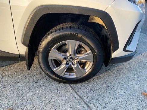 Used 2023 Toyota RAV4 LE image 23