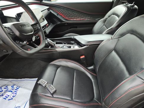 Used 2024 Dodge Charger R/T w/ Plus Group image 4