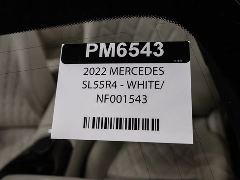 Used 2022 Mercedes-Benz SL 55 AMG 4MATIC w/ Driver Assistance Package image 42