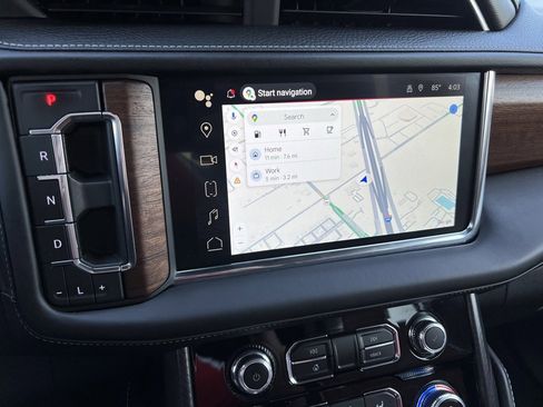 Used 2024 GMC Yukon XL Denali Ultimate image 14