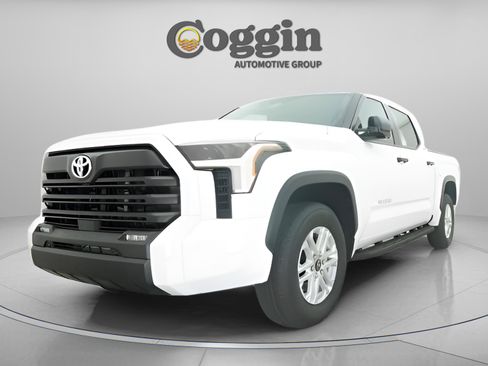 New 2026 Toyota Tundra SR5 w/ SR5 Convenience Package image 32