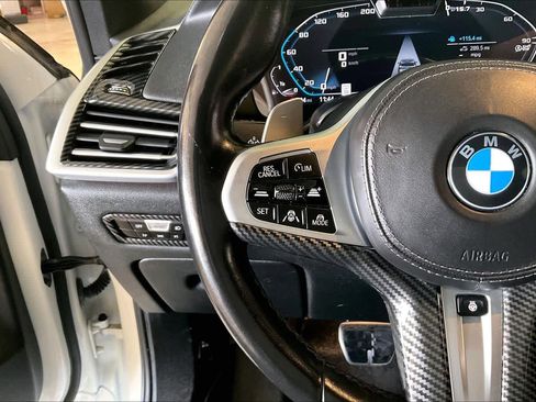 Used 2022 BMW X5 M50i w/ Executive Package image 23