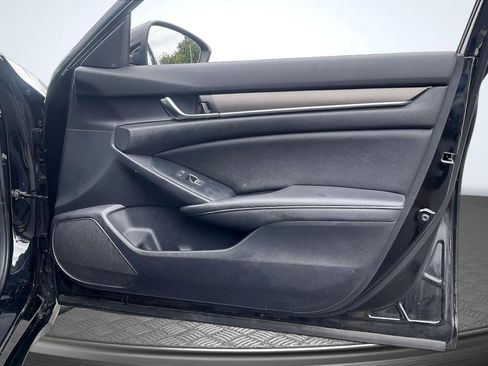 Used 2020 Honda Accord LX image 24