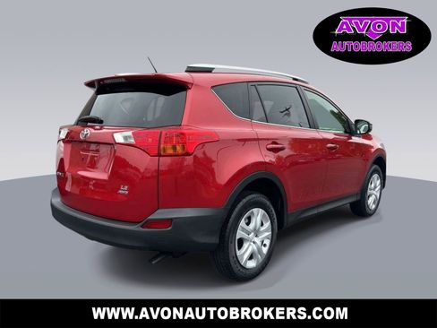 Used 2014 Toyota RAV4 LE AWD/4WD image 1