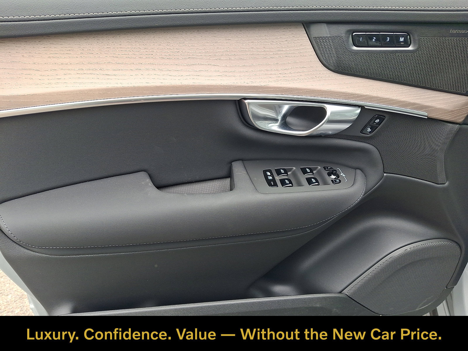 Certified 2026 Volvo XC90 B6 Plus w/ Protection Package Premier AWD/4WD image 8