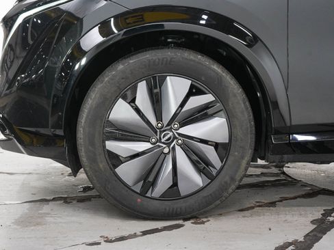 Used 2024 Nissan Ariya AWD image 29