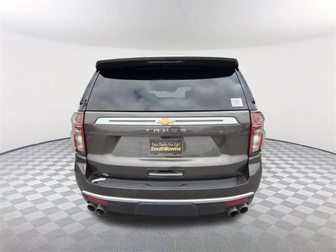 Used 2021 Chevrolet Tahoe High Country w/ Premium Package image 6