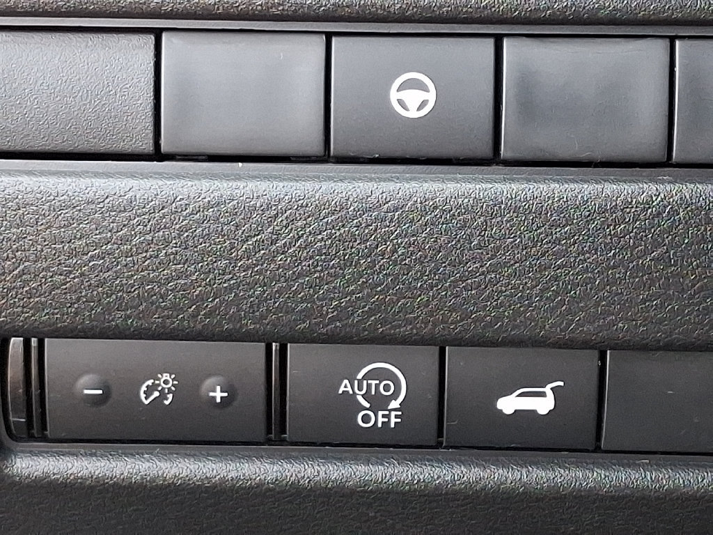 Certified 2023 Nissan Rogue SL AWD/4WD image 26