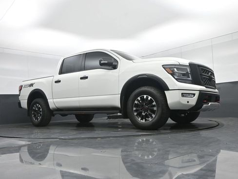 Used 2023 Nissan Titan PRO-4X w/ Pro-4x Convenience Package image 65