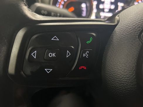 Used 2019 Jeep Wrangler Unlimited Sport S image 32