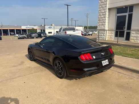 Used 2018 Ford Mustang Premium RWD image 2