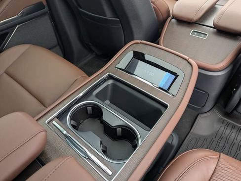 New 2025 Lincoln Navigator Reserve image 36