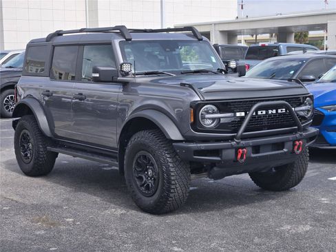 Used 2023 Ford Bronco Wildtrak AWD/4WD image 3
