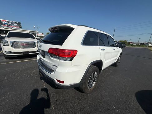 Used 2017 Jeep Grand Cherokee Limited AWD/4WD image 3