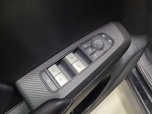 Used 2024 Mitsubishi Outlander SE FWD image 21