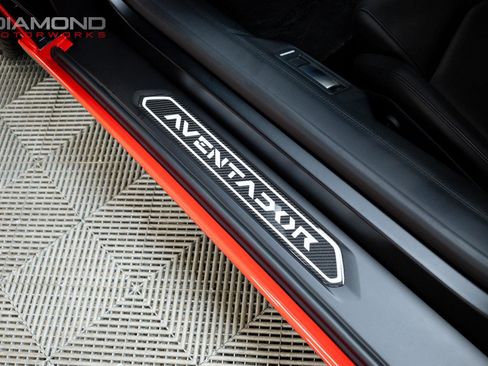 Used 2017 Lamborghini Aventador LP 700-4 image 13