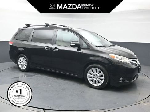 Used 2013 Toyota Sienna Limited w/ Premium Pkg image 1
