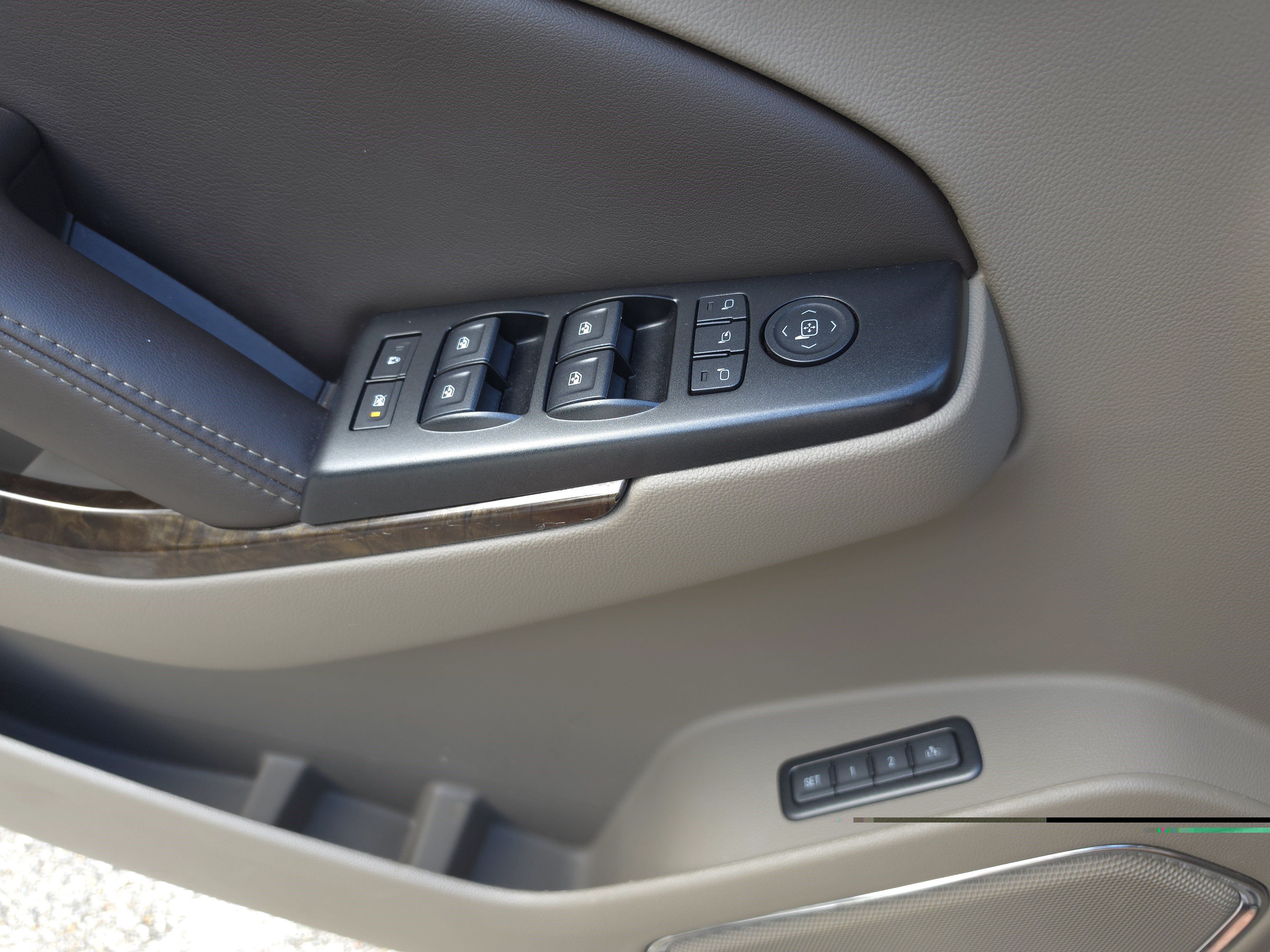 Used 2018 Chevrolet Tahoe LT w/ Texas Edition Package RWD image 27