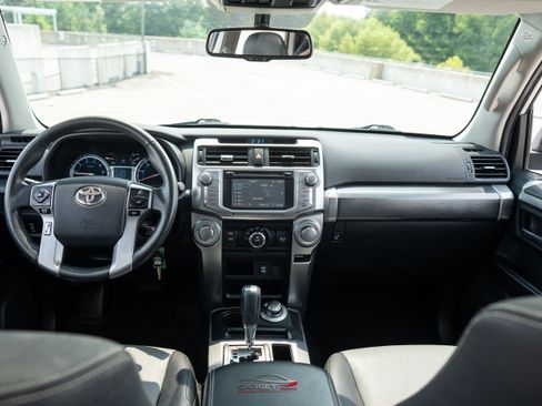 Used 2016 Toyota 4Runner SR5 Premium AWD/4WD image 14