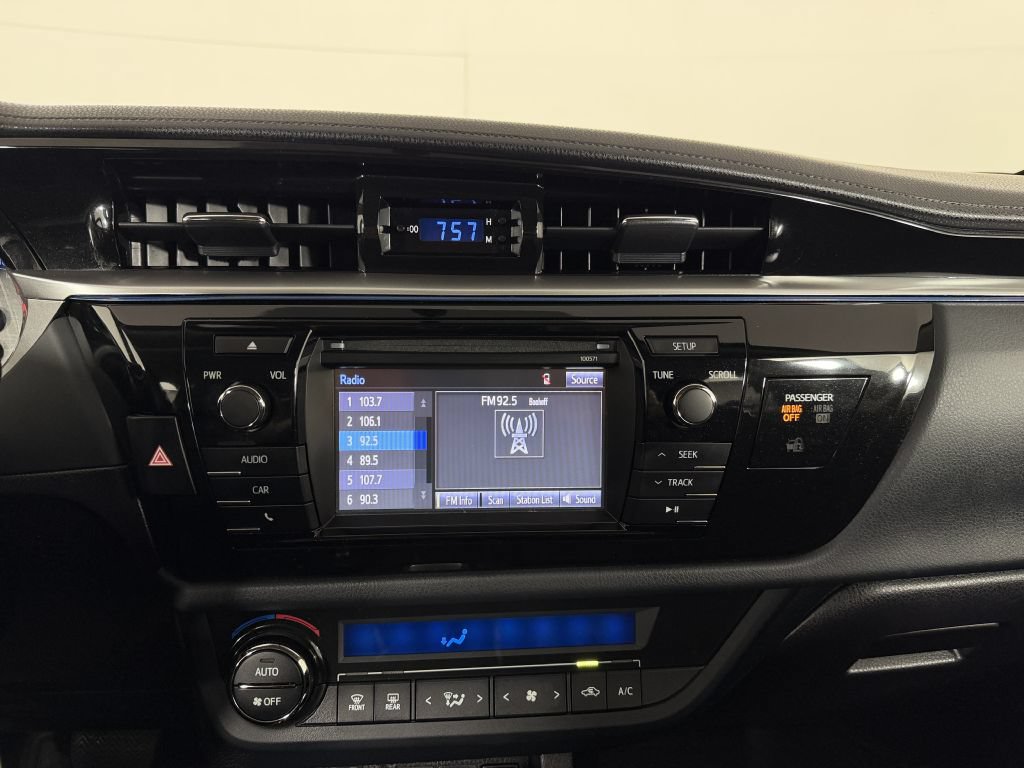 Used 2016 Toyota Corolla S FWD image 34