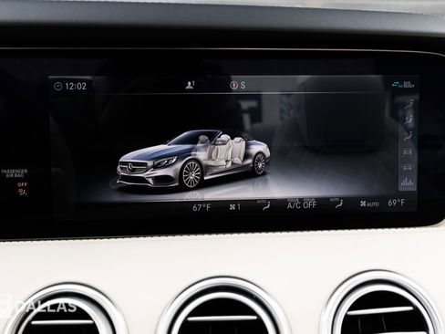 Used 2020 Mercedes-Benz S 560 Cabriolet image 25