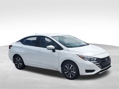 New 2025 Nissan Versa SV w/ Trunk Package image 2