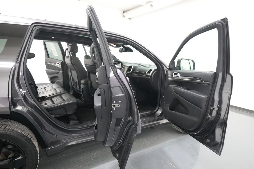 Used 2016 Jeep Grand Cherokee High Altitude AWD/4WD image 34