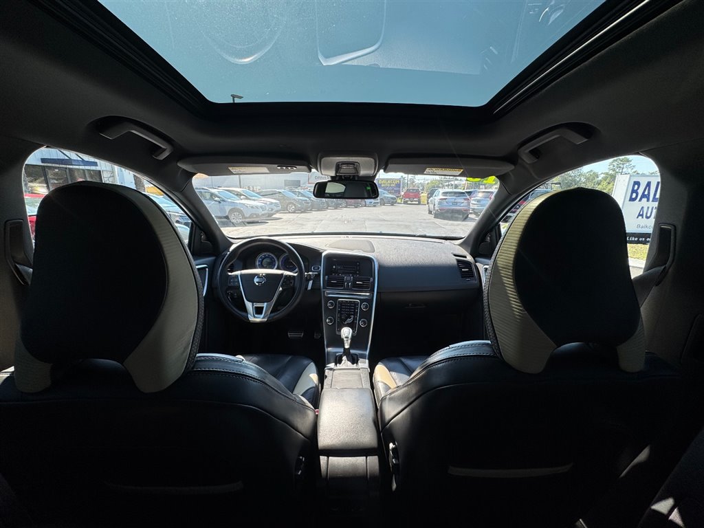 Used 2013 Volvo XC60 T6 AWD/4WD image 22