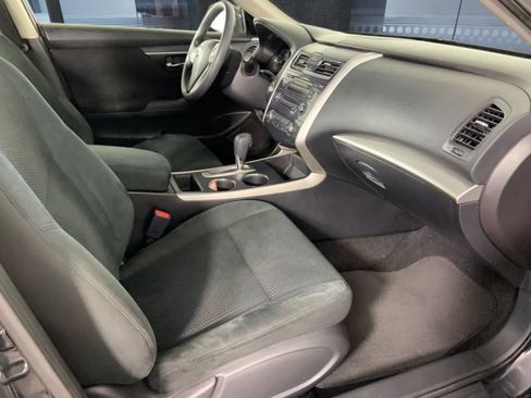 Used 2015 Nissan Altima 2.5 S w/ Power Driver Seat Package FWD image 15