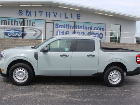 Used 2023 Ford Maverick XL FWD image 2
