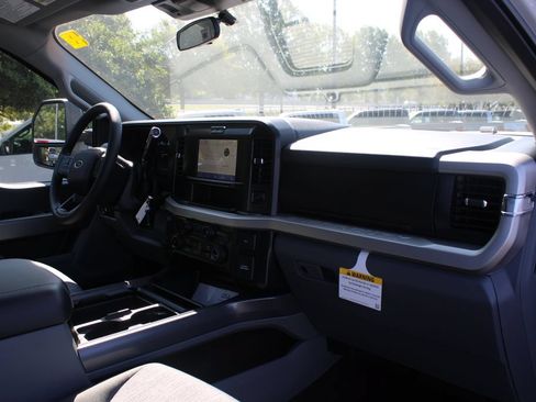 New 2026 Ford F250 XLT AWD/4WD image 9