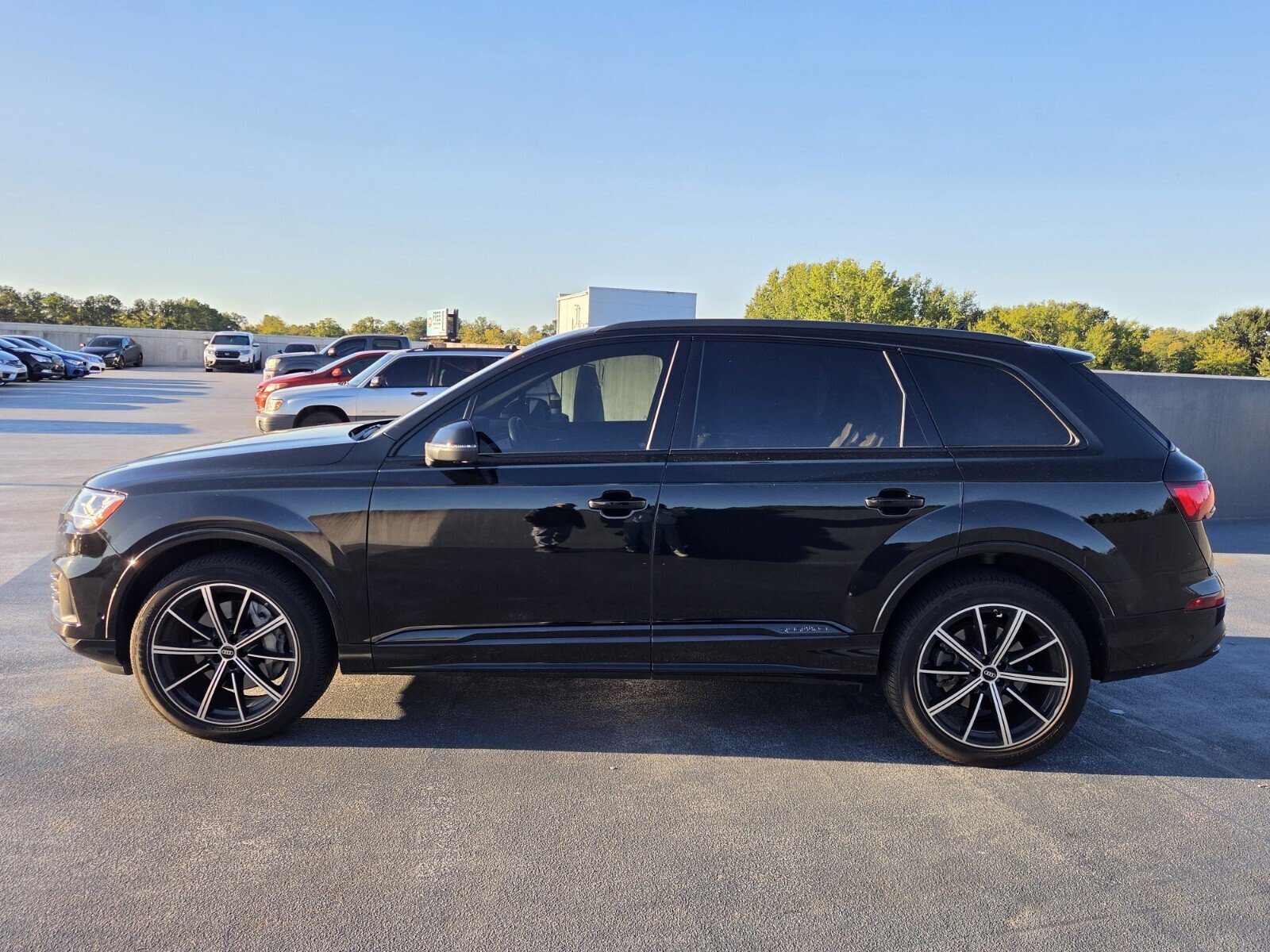 Used 2022 Audi Q7 3.0T Premium Plus AWD/4WD image 2