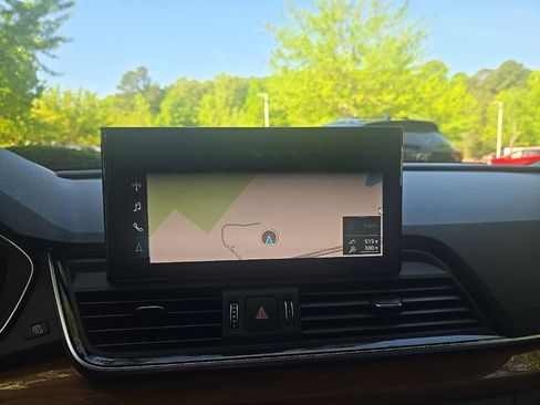 Used 2021 Audi Q5 Prestige w/ Prestige Package image 5