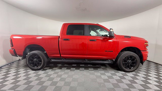 Used 2026 RAM 2500 Big Horn AWD/4WD image 2