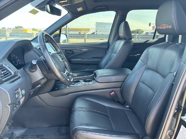 Used 2025 Honda Ridgeline TrailSport image 17