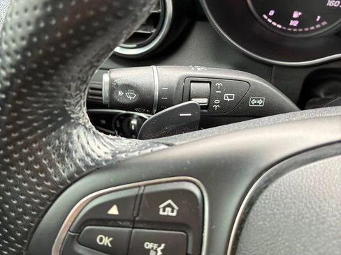 Used 2019 Mercedes-Benz GLC 300 4MATIC image 29