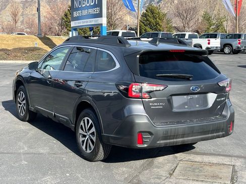 Used 2022 Subaru Outback Premium AWD/4WD image 13