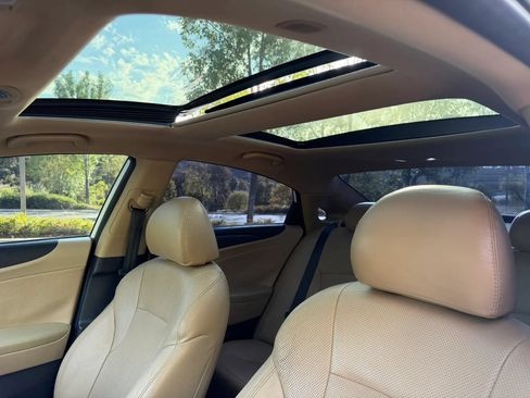 Used 2014 Hyundai Sonata Limited w/ Panoramic Sunroof Package 02 FWD image 13