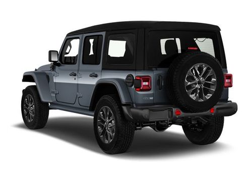 Used 2024 Jeep Wrangler Unlimited Sahara w/ Technology Group AWD/4WD image 2
