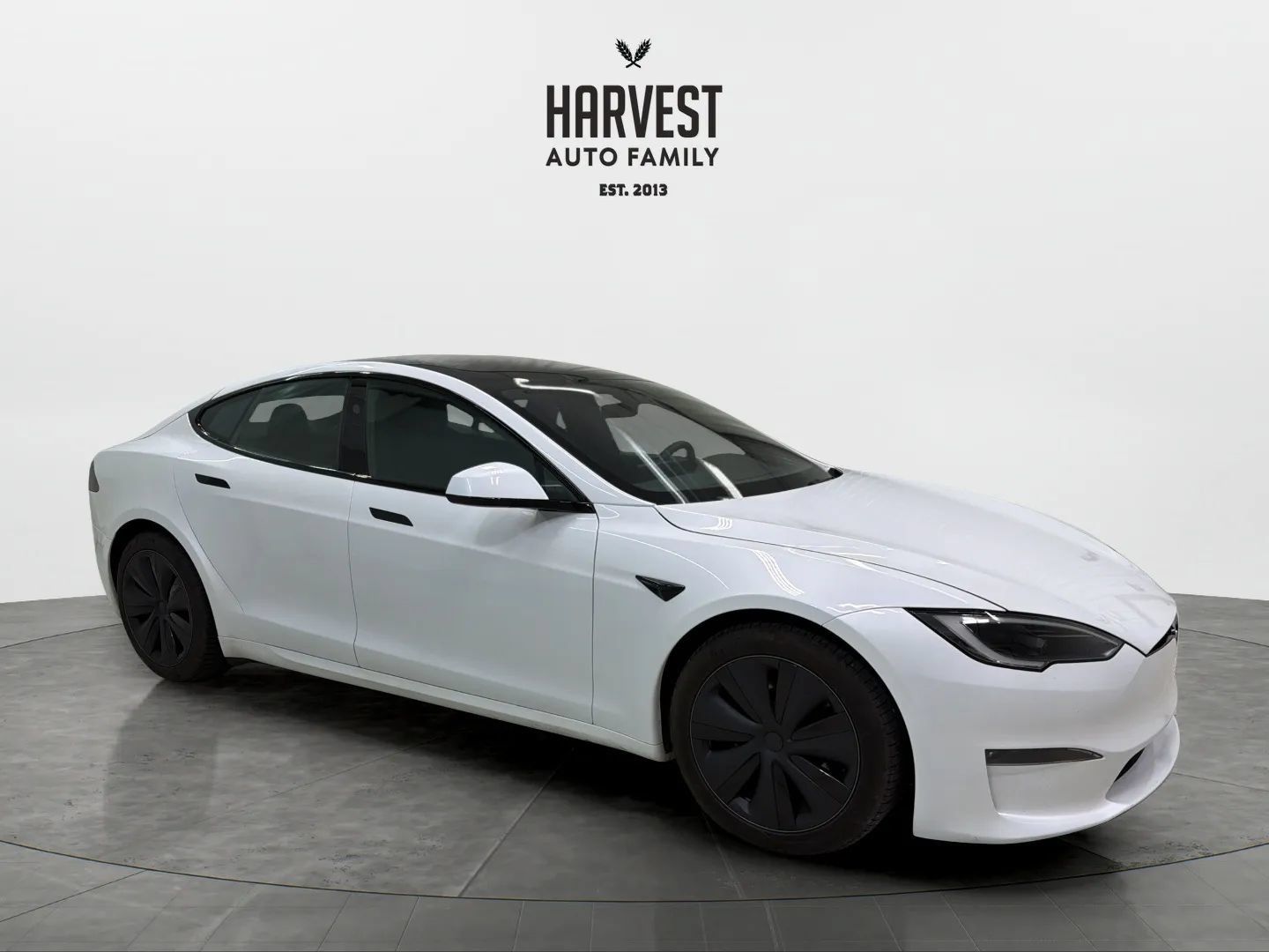 Used 2023 Tesla Model S Standard Range AWD/4WD image 9