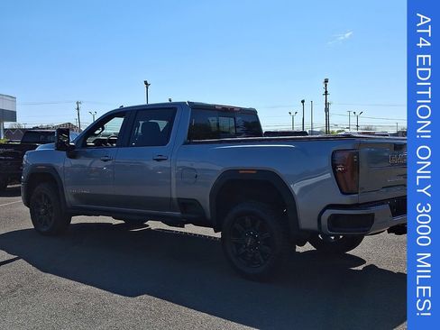 Used 2026 GMC Sierra 2500 AT4 w/ AT4 Premium Plus Package AWD/4WD image 4