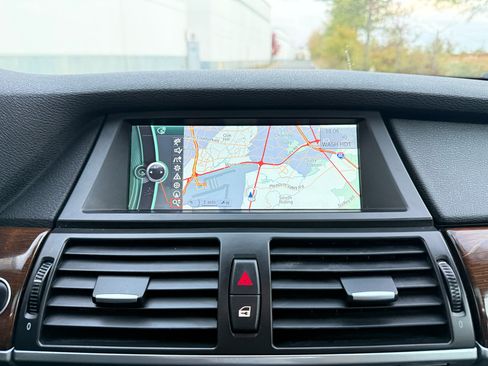 Used 2011 BMW X6 xDrive35i image 29