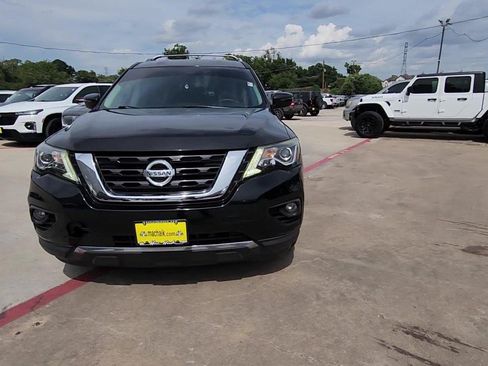 Used 2019 Nissan Pathfinder SV FWD image 24